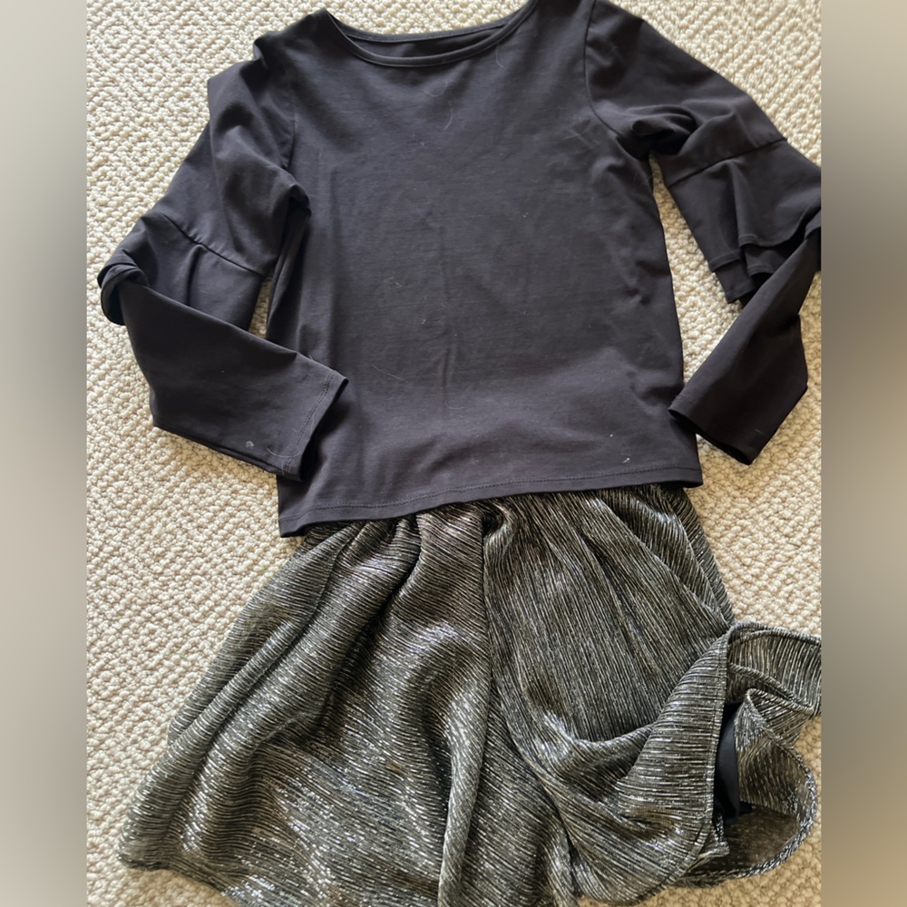 Girl Size 10 Isabella and Chloe Black Top with Ruffle and Gold and Black Skirt